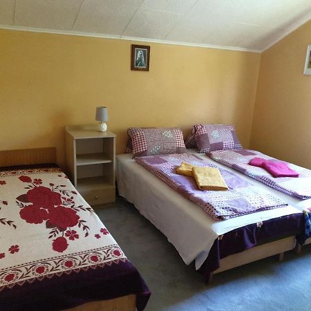 RabaszentmihalyRaba Part Apartman公寓式酒店 外观 照片